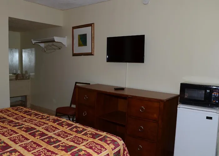 Motel Aloha 2*