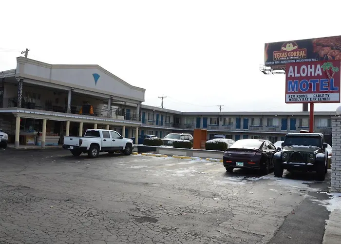 Motel Aloha Chicago